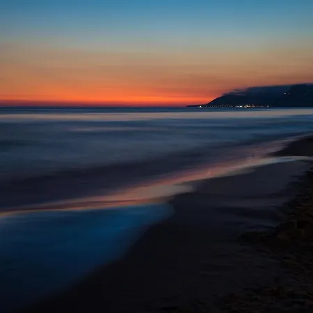 Vacanze アパートホテル アッチャロリ