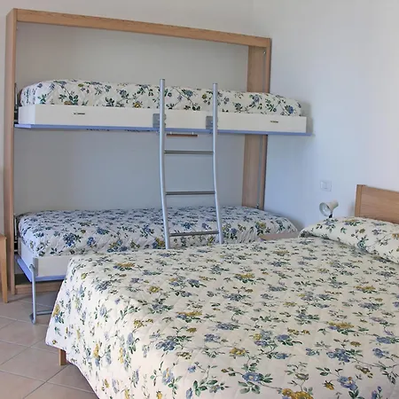 Acciaroli Vacanze Аччароли