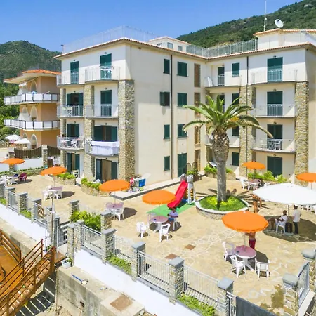 Lägenhetshotell Vacanze 4*